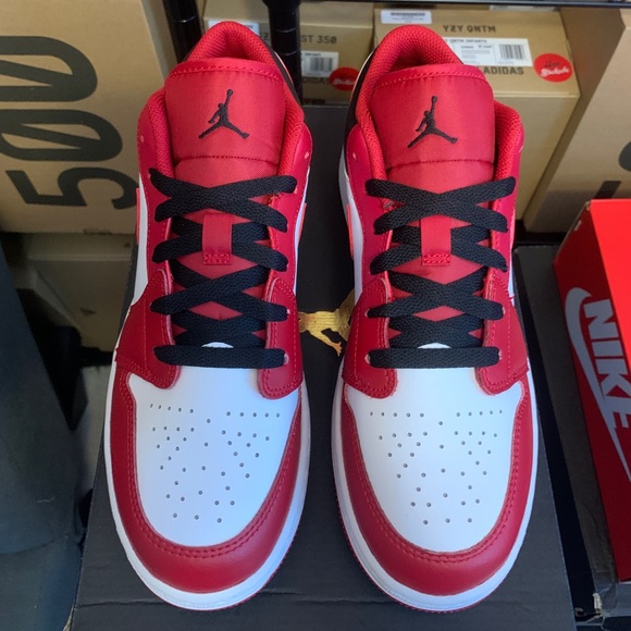 Nike Air Jordan 1 Low Bulls Black White Red Shoes 553560-163 553558-163 GS & Men - Picture 9 of 11